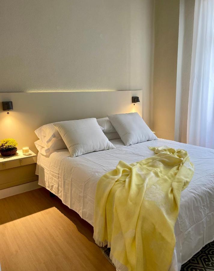 אלבאסטה Apartamentos Centro מראה חיצוני תמונה